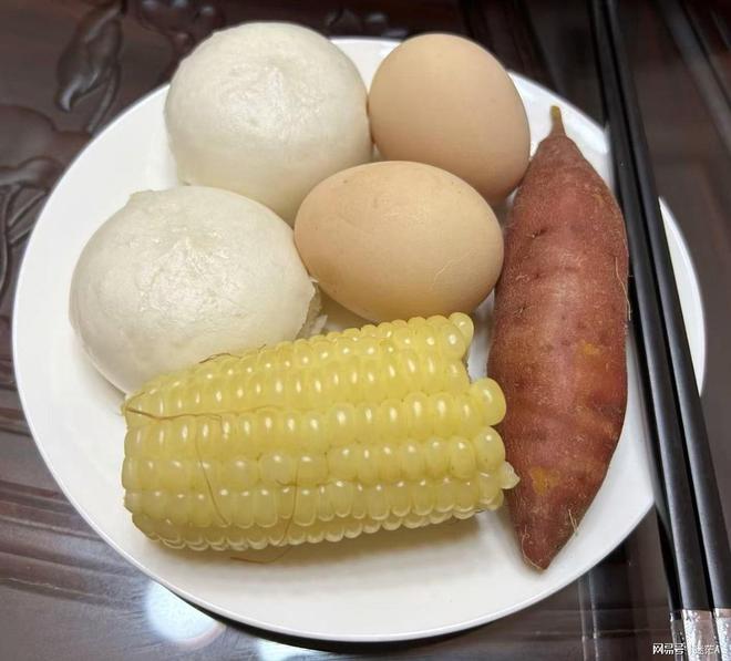 时光开启活力满满的一天PG麻将胡了2试玩早餐(图3)
