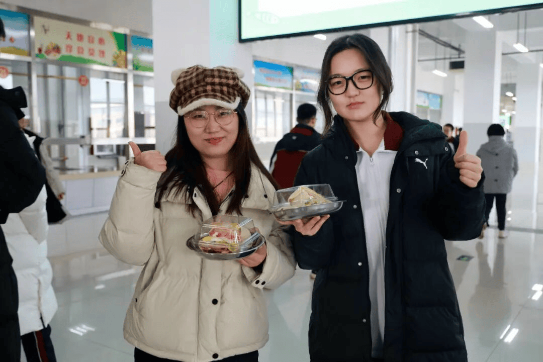 营养减脂餐” 引领校园健康饮食新风尚麻将胡了网址东营市第二中学创新推出“